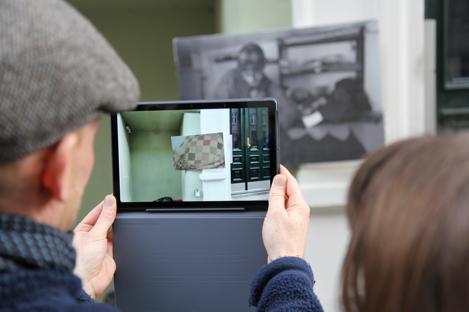 Mobile App & Augmented Reality